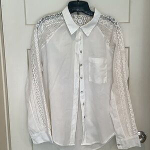 dylan White Lace-Panel Womens Button-Down Shirt